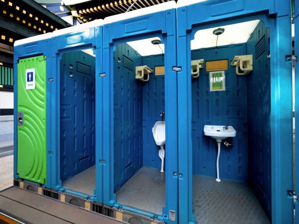 Best Portable restroom trailer rental  in North Amityville, NY